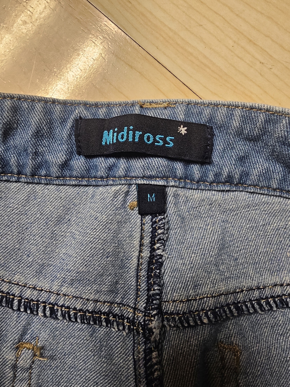 Midiross Corte Recto Ancho Con Roturas - Talla M (Excelente Estado